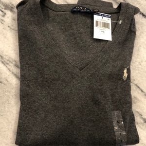 New with tags women’s gray long sleeve t shirt